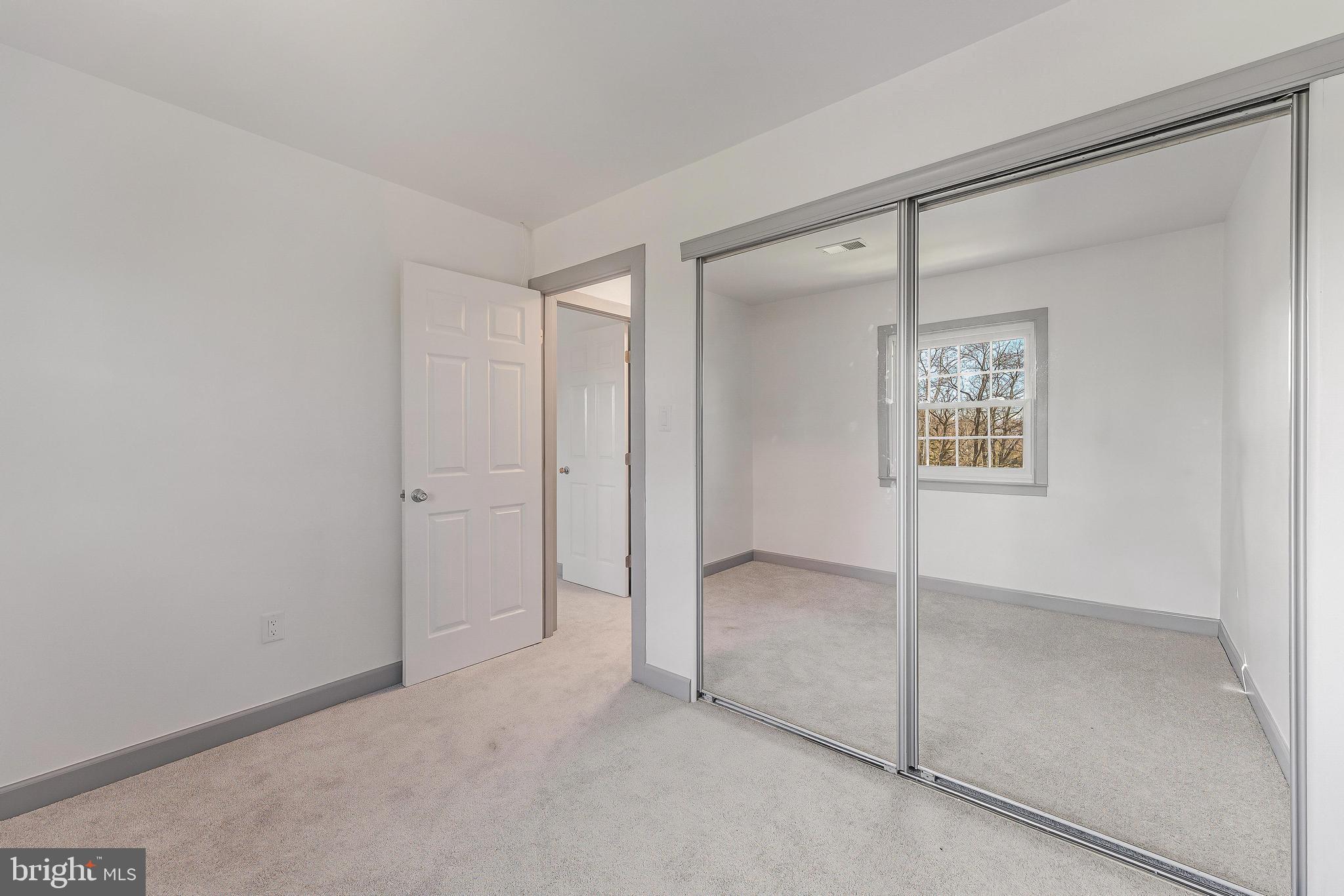 14811 PALMERSTON SQUARE