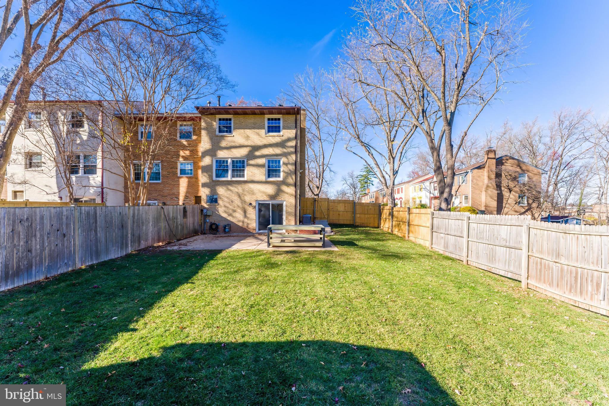 14811 PALMERSTON SQUARE