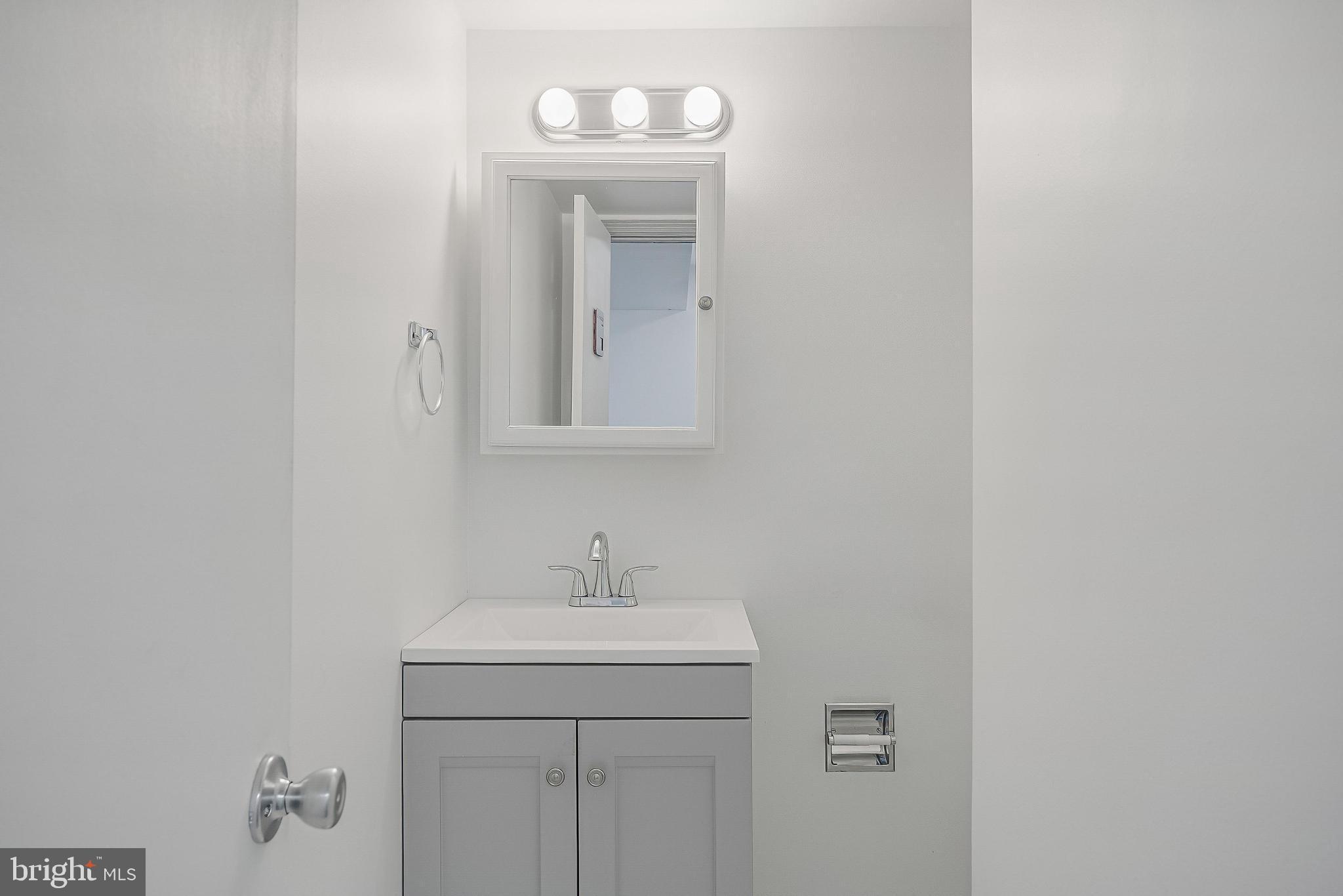 14811 PALMERSTON SQUARE