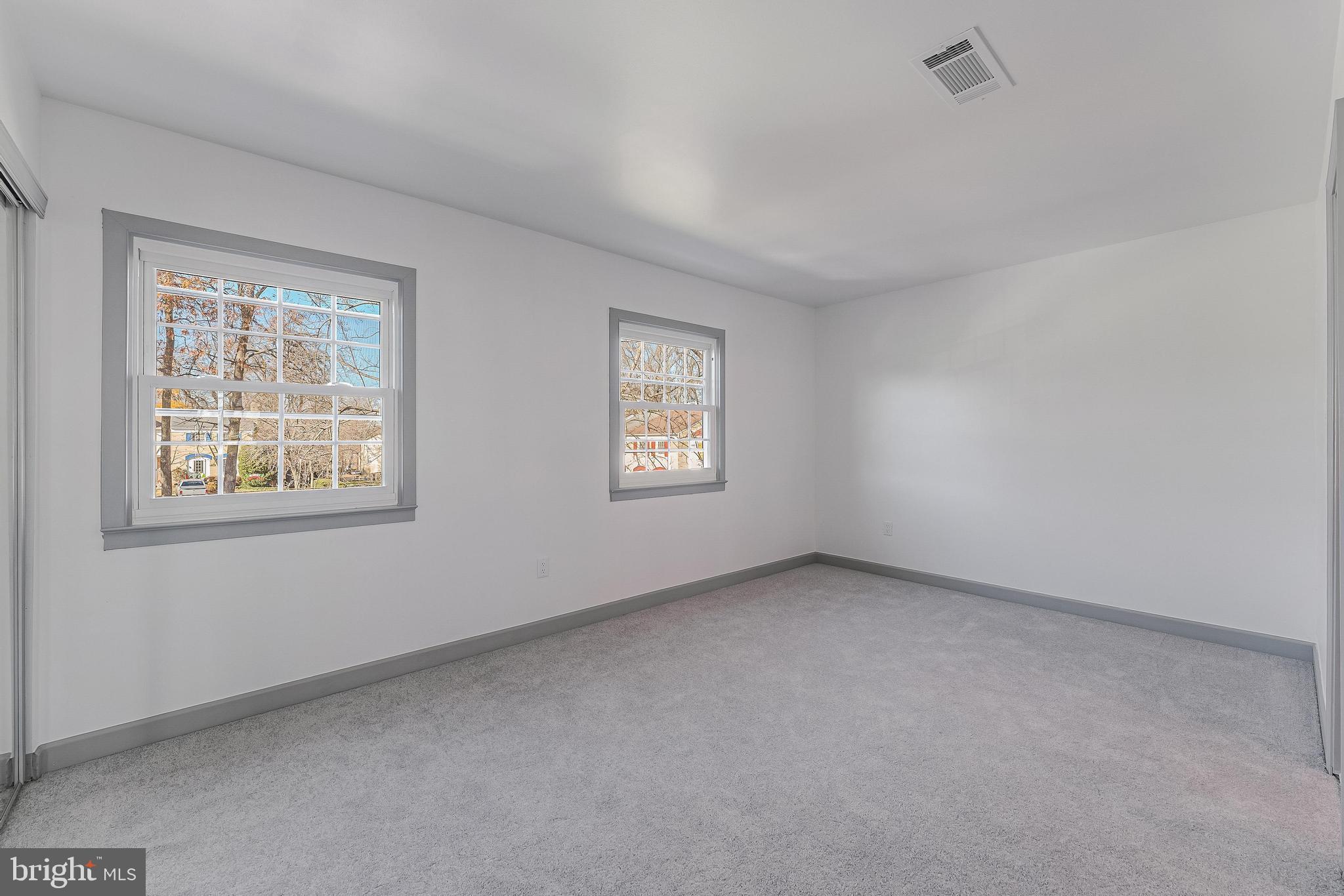 14811 PALMERSTON SQUARE