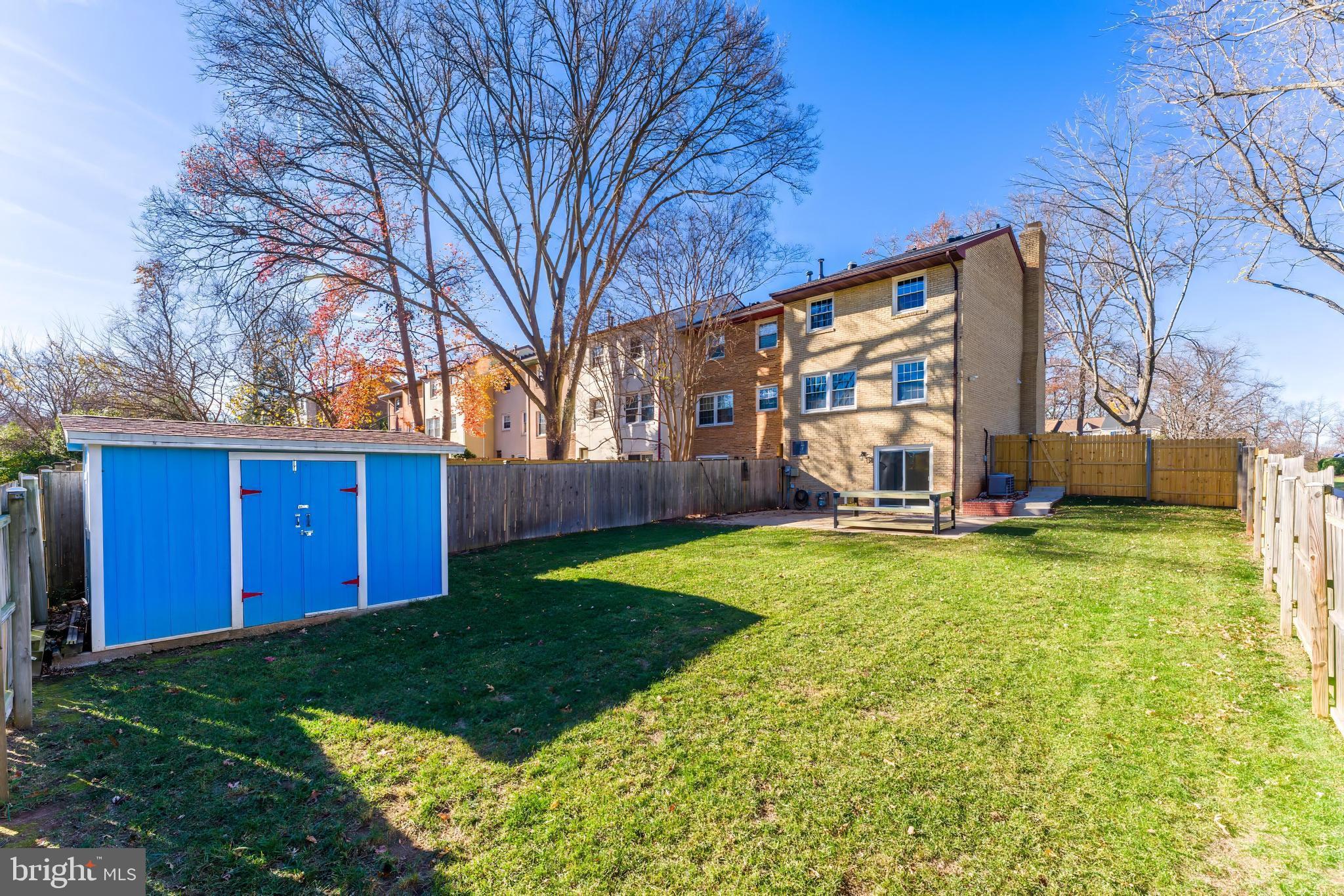 14811 PALMERSTON SQUARE