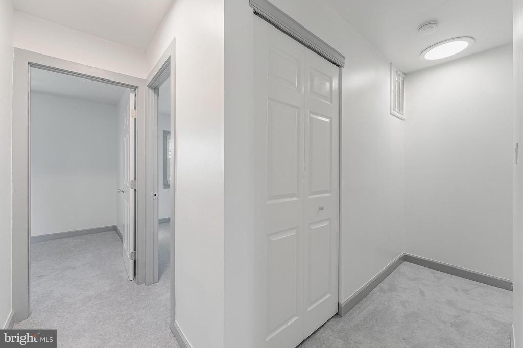 14811 PALMERSTON SQUARE