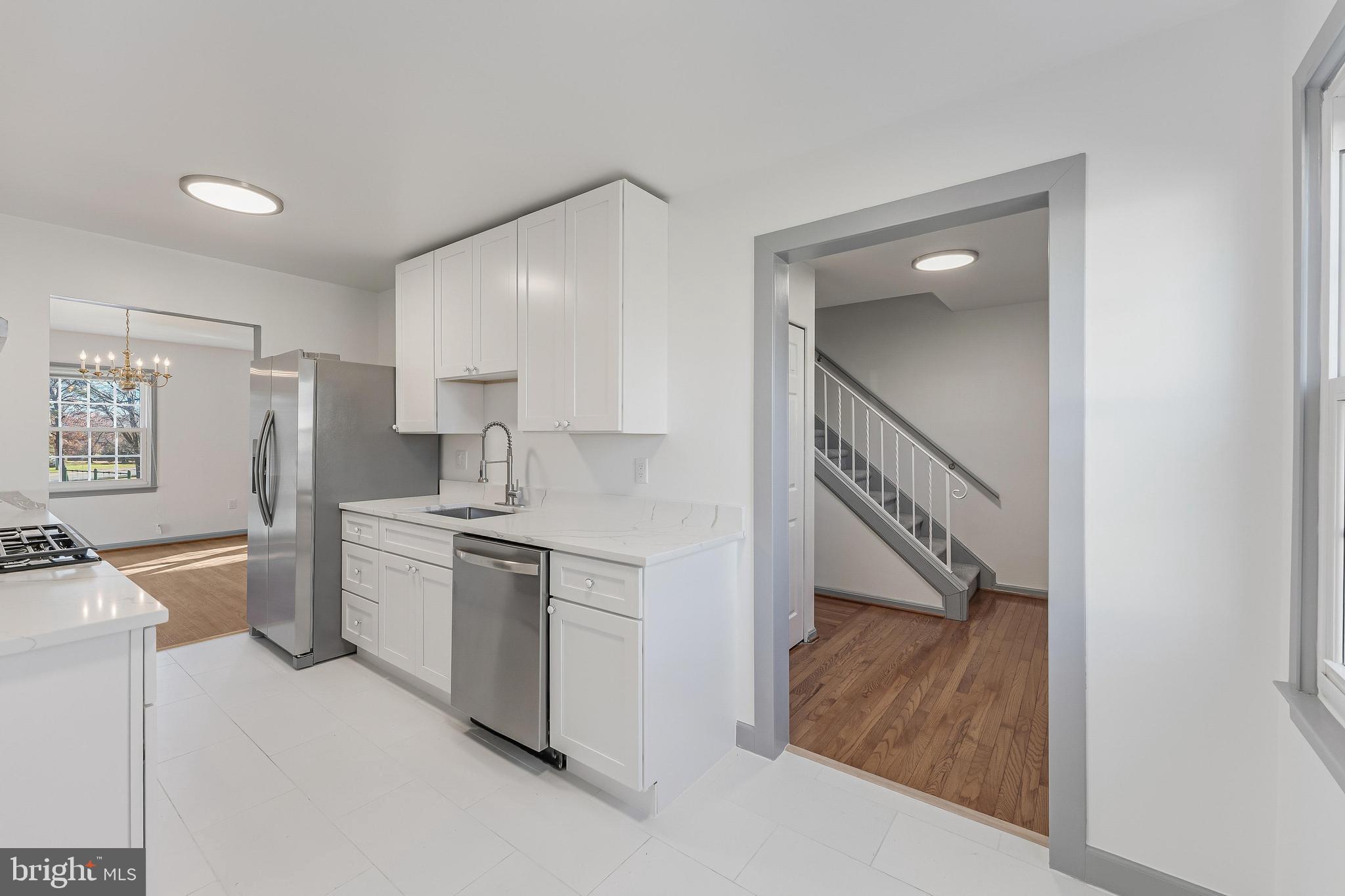 14811 PALMERSTON SQUARE