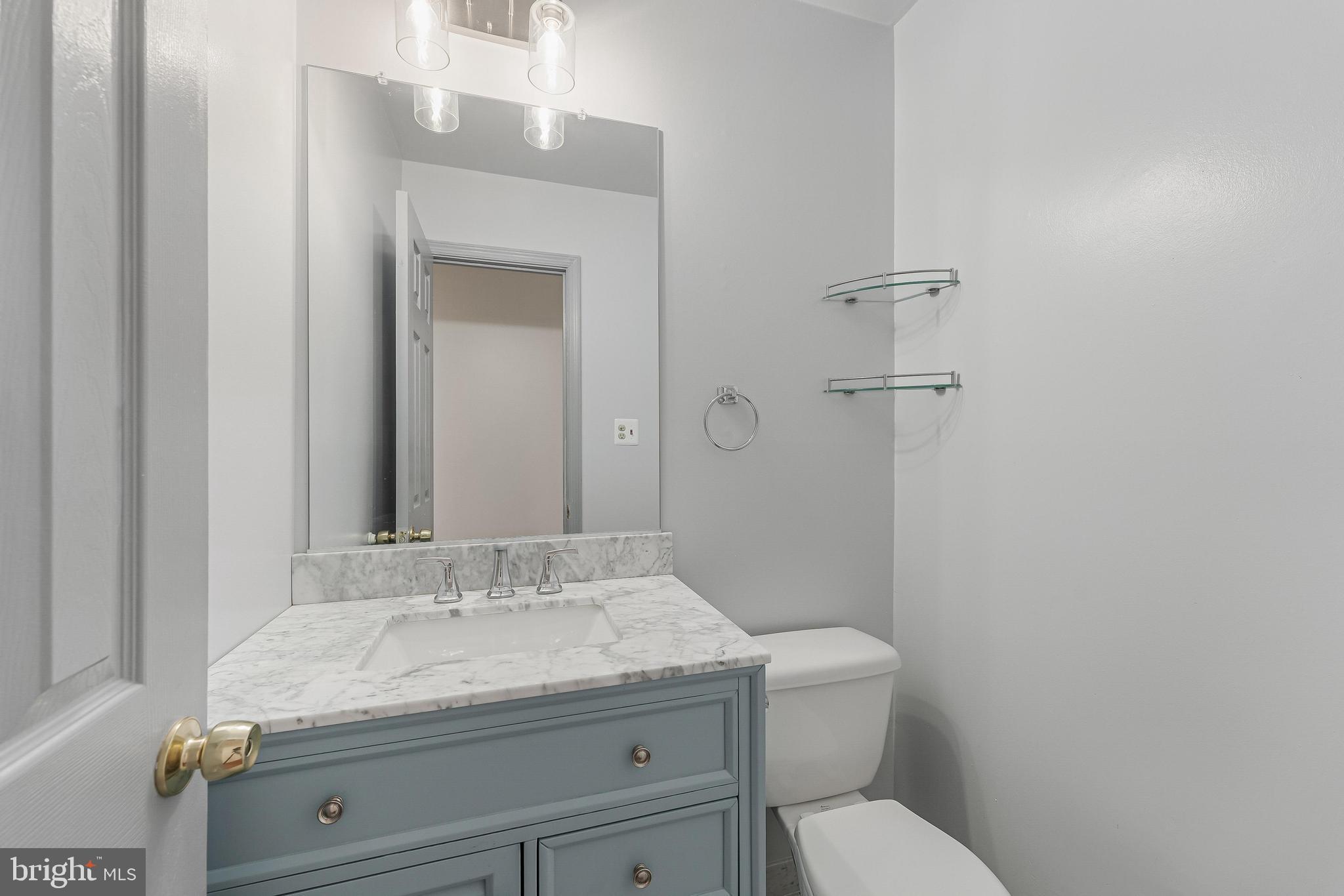 14811 PALMERSTON SQUARE