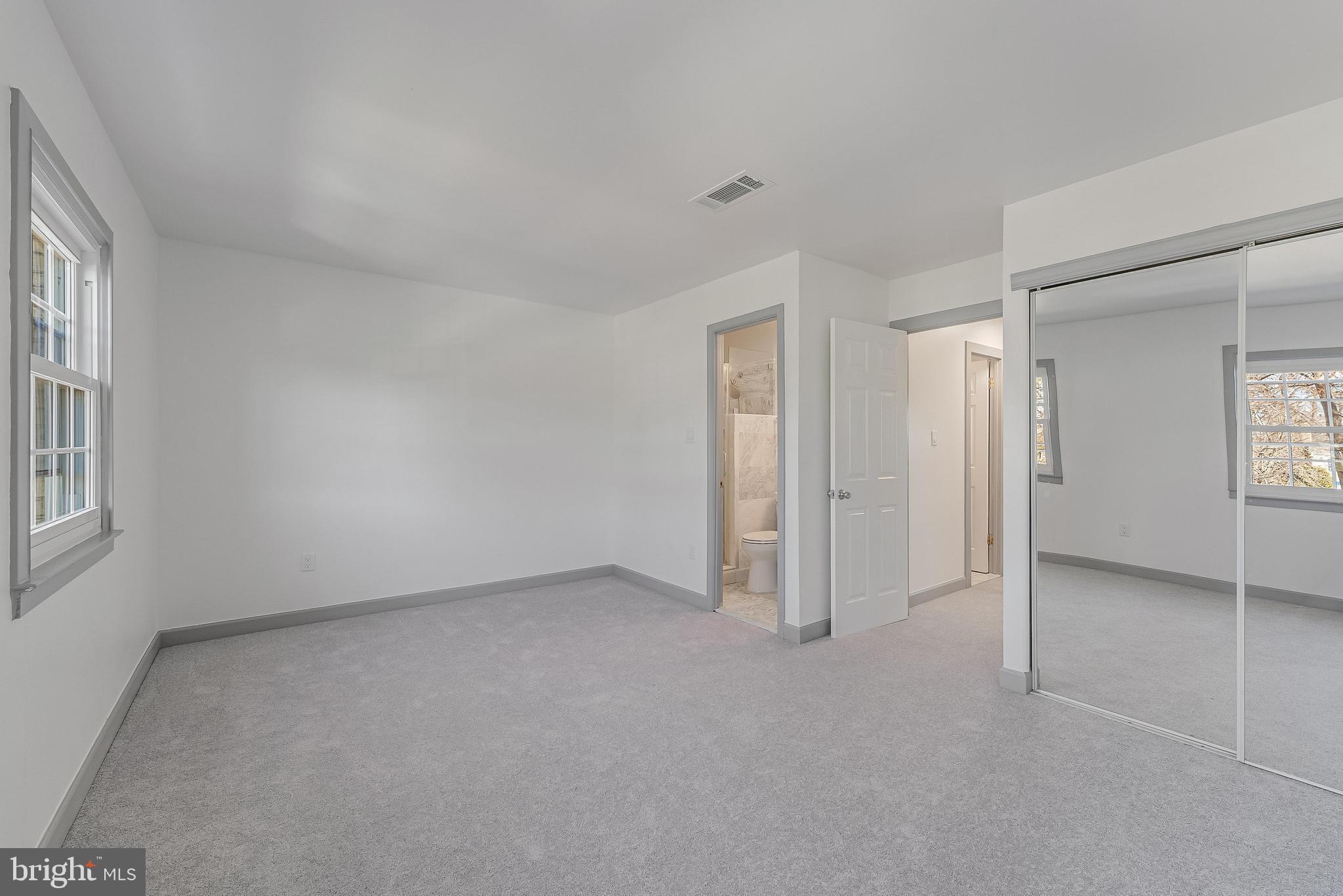 14811 PALMERSTON SQUARE