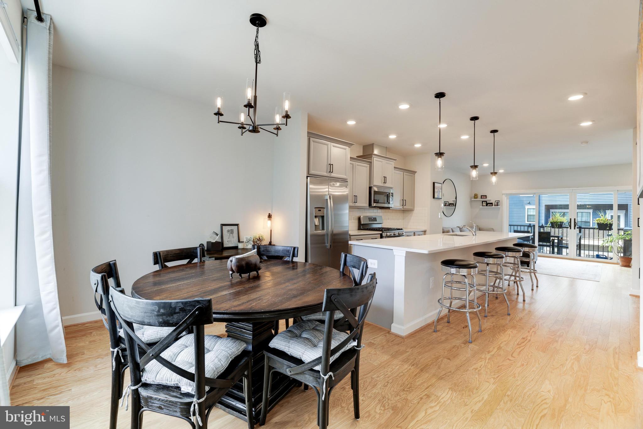 4418 FAIR LAKES COURT