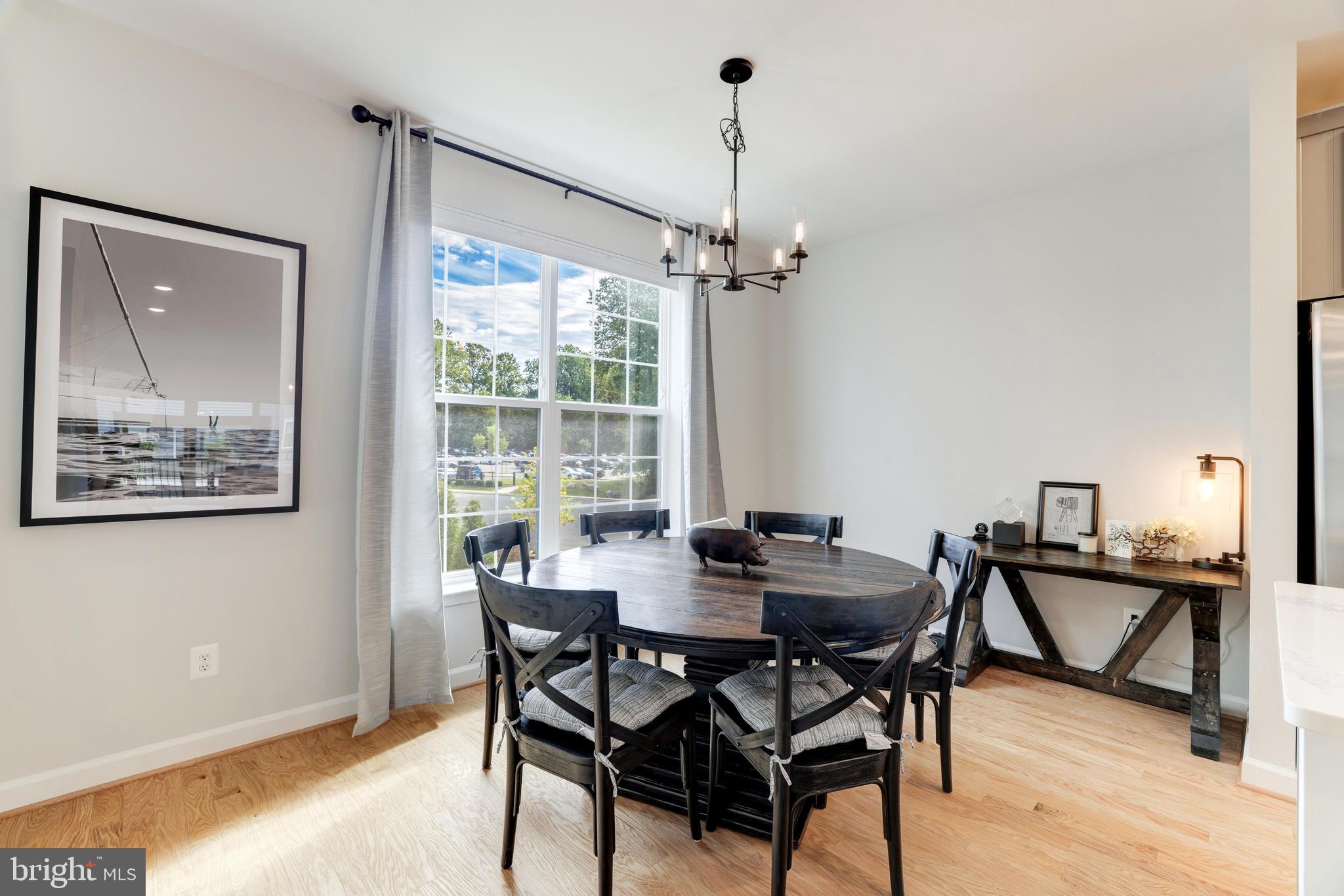 4418 FAIR LAKES COURT