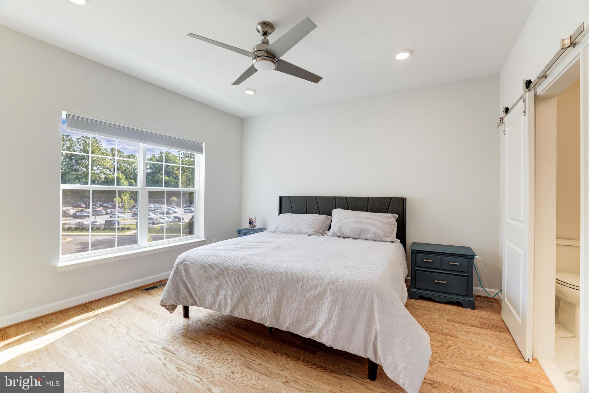 4418 FAIR LAKES COURT