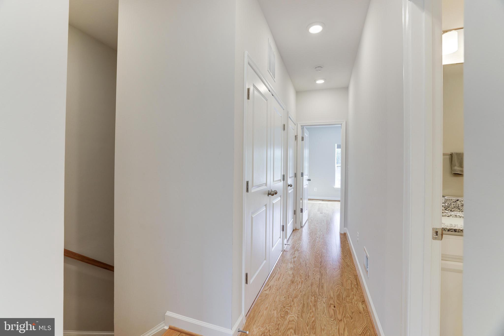 4418 FAIR LAKES COURT