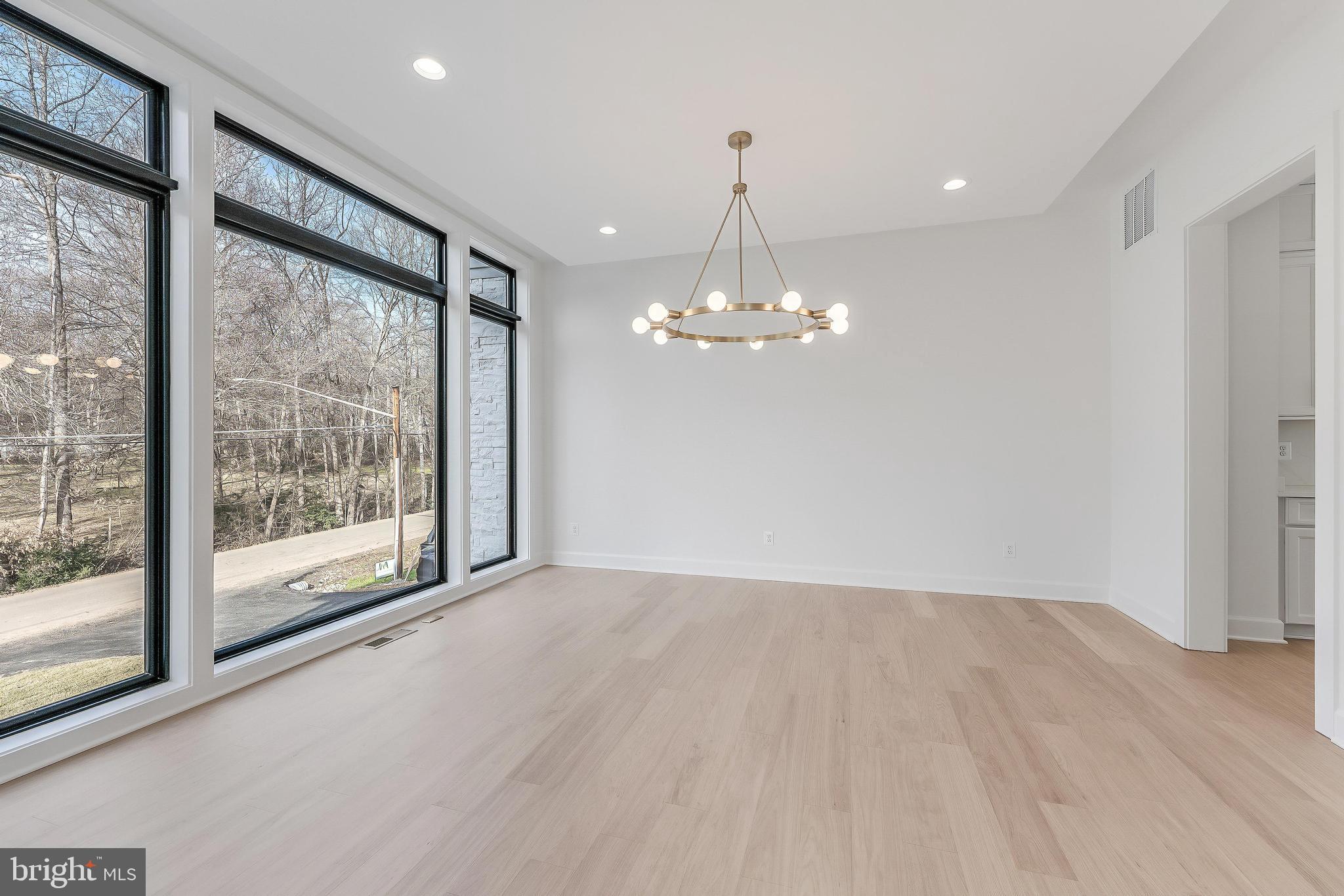 731 ELLSWORTH AVENUE