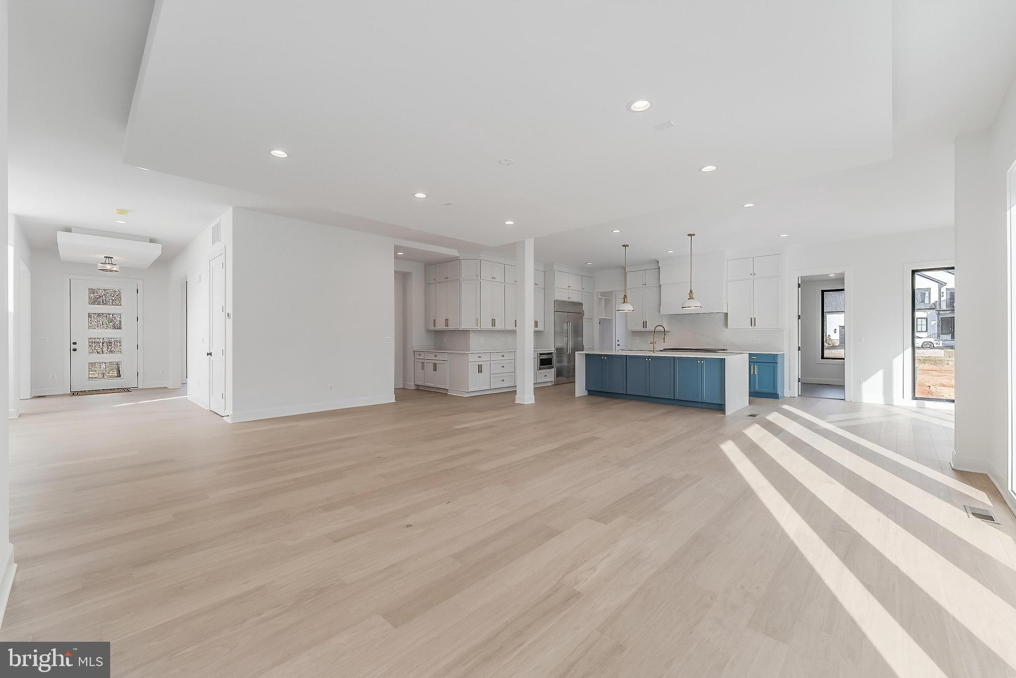 731 ELLSWORTH AVENUE