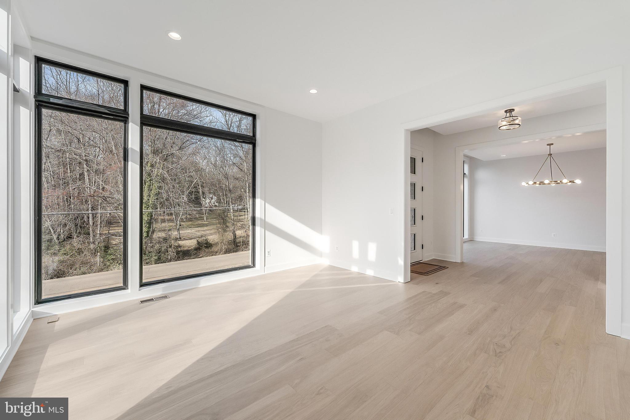 731 ELLSWORTH AVENUE