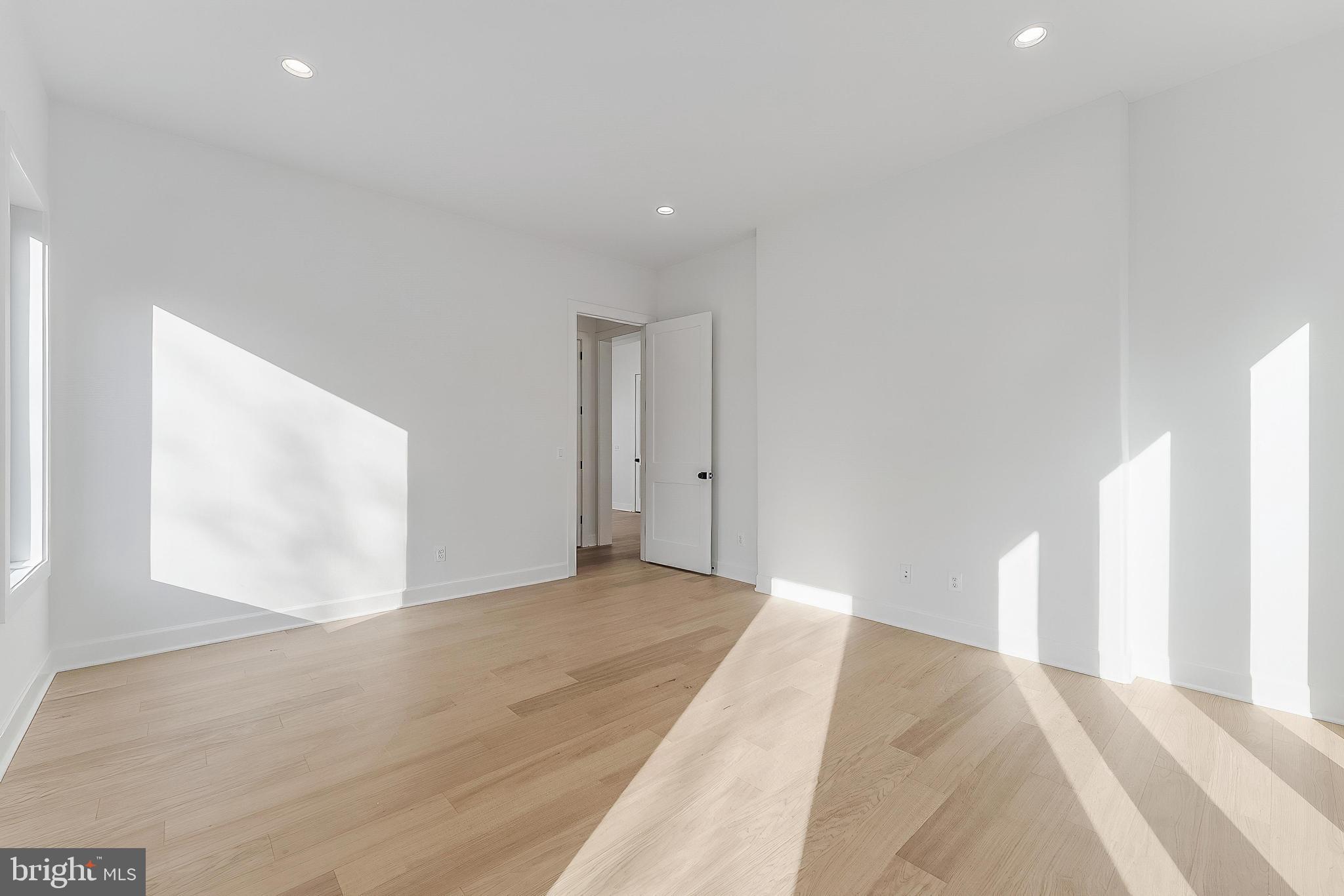 731 ELLSWORTH AVENUE