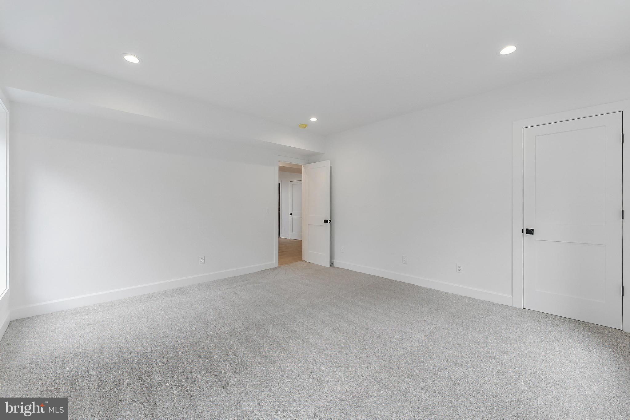 731 ELLSWORTH AVENUE