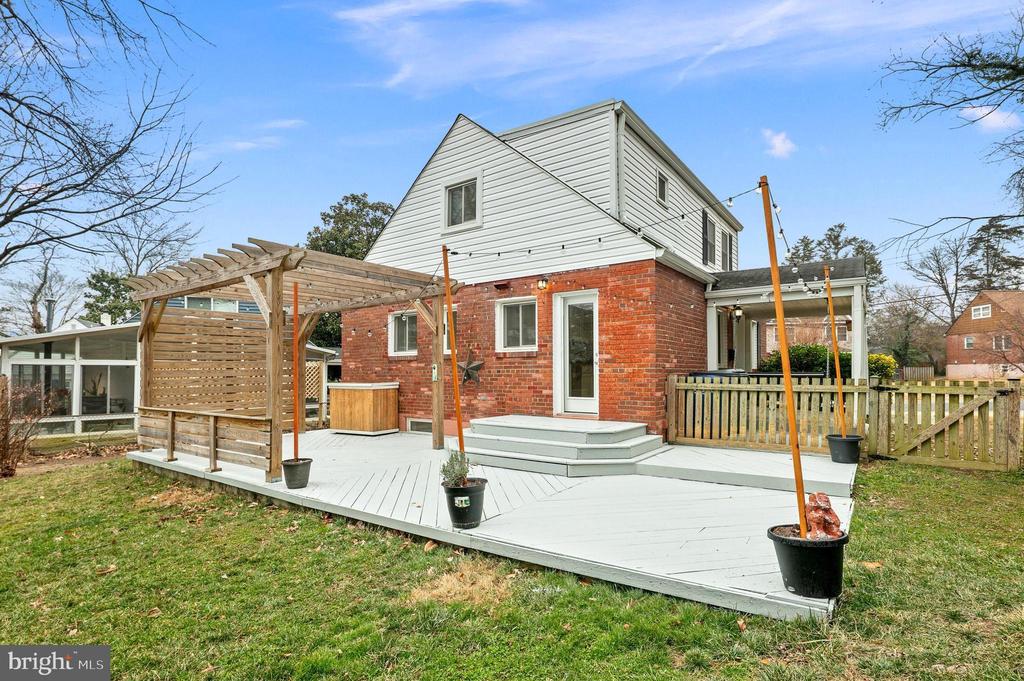 7231 TYLER AVENUE
