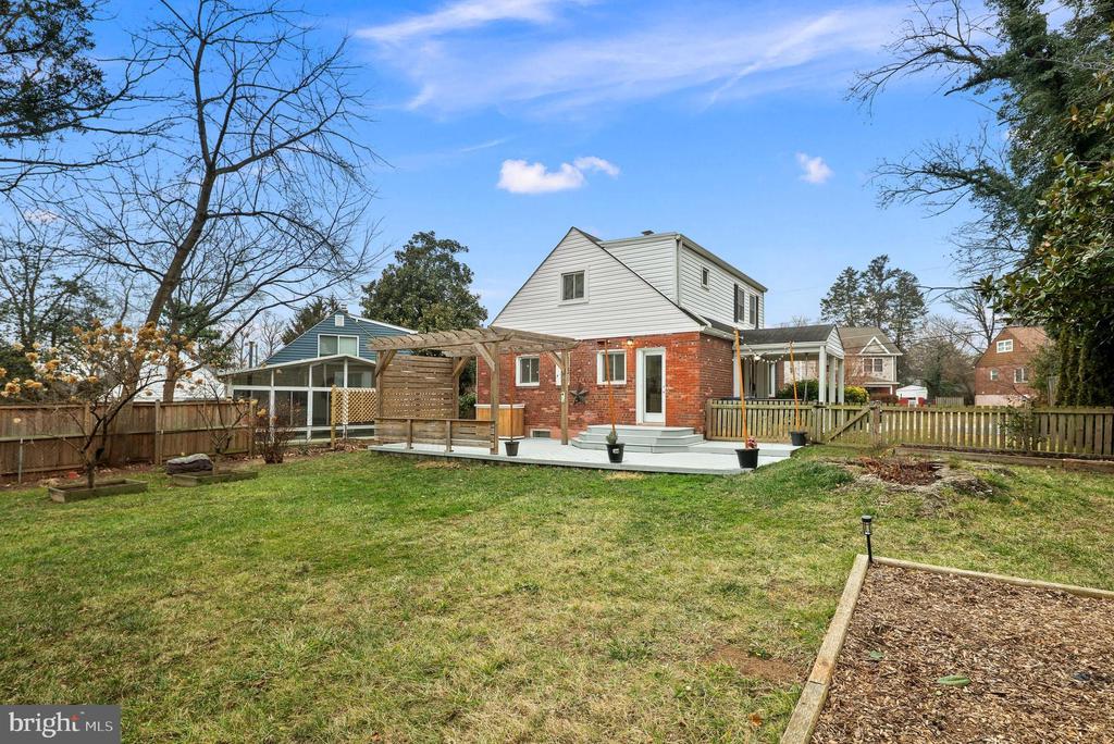 7231 TYLER AVENUE