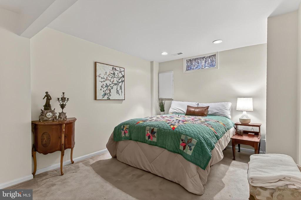 1081 TREVINO LANE