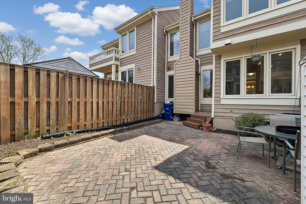 1081 TREVINO LANE