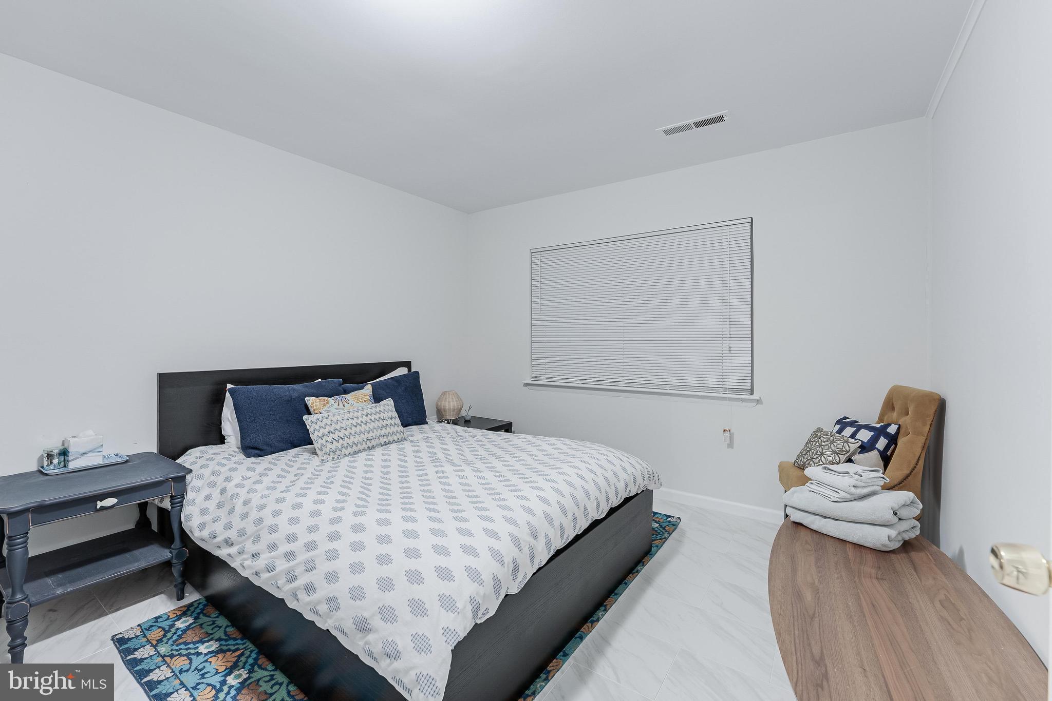 2002 GOLF COURSE DRIVE