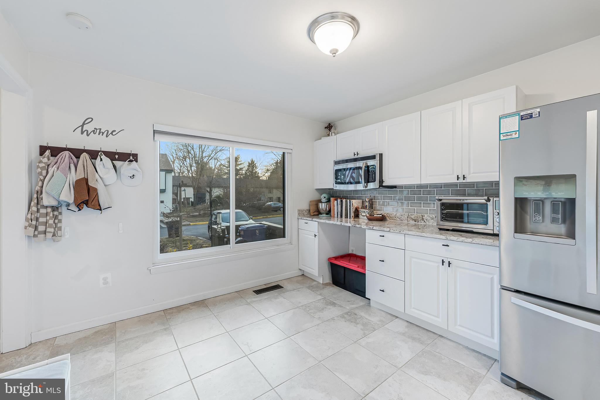 2002 GOLF COURSE DRIVE