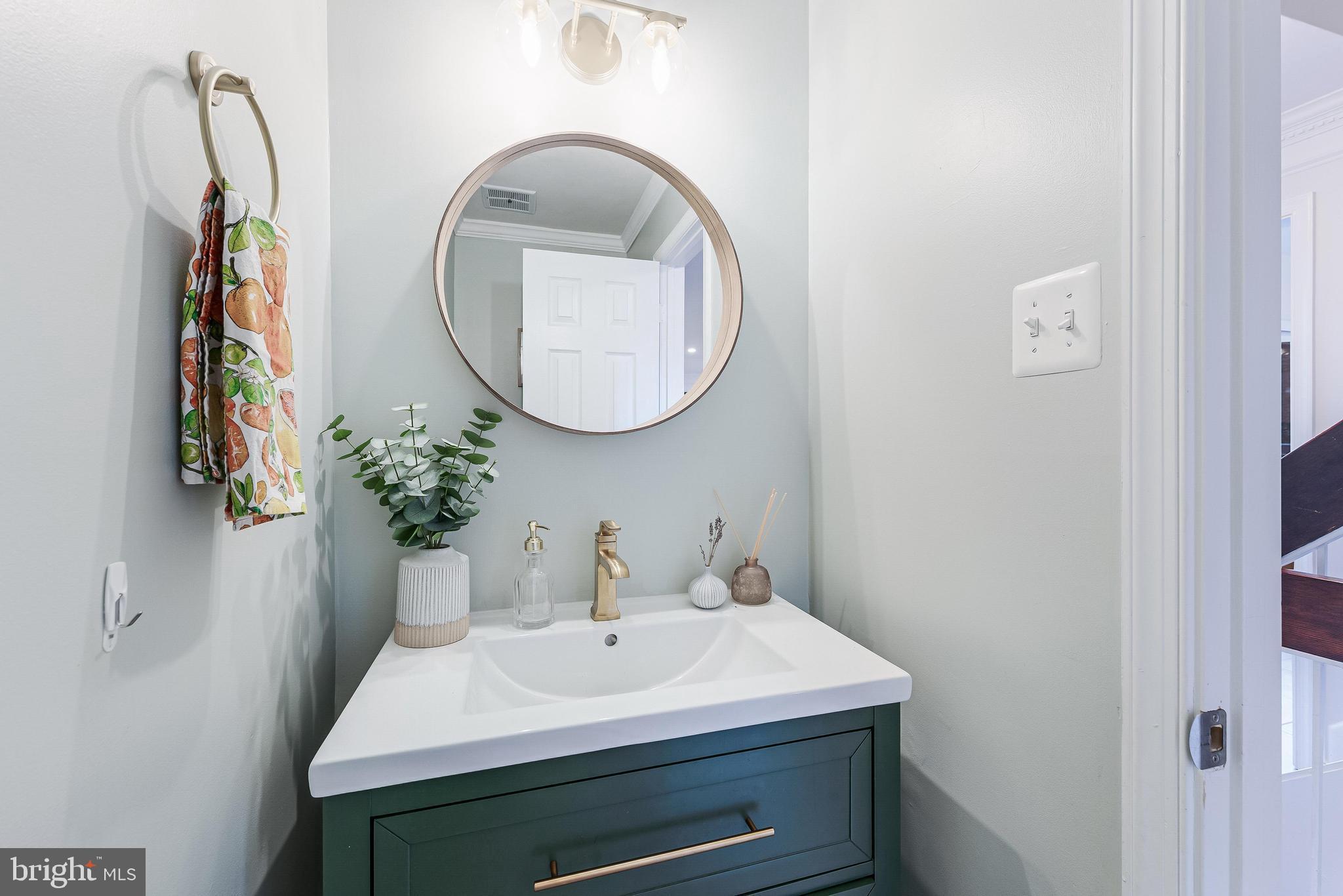 2002 GOLF COURSE DRIVE