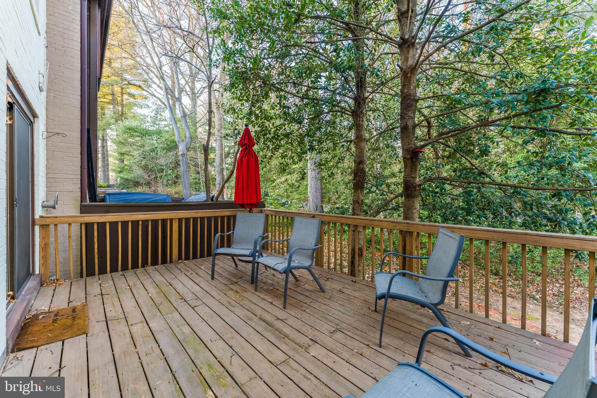 2002 GOLF COURSE DRIVE