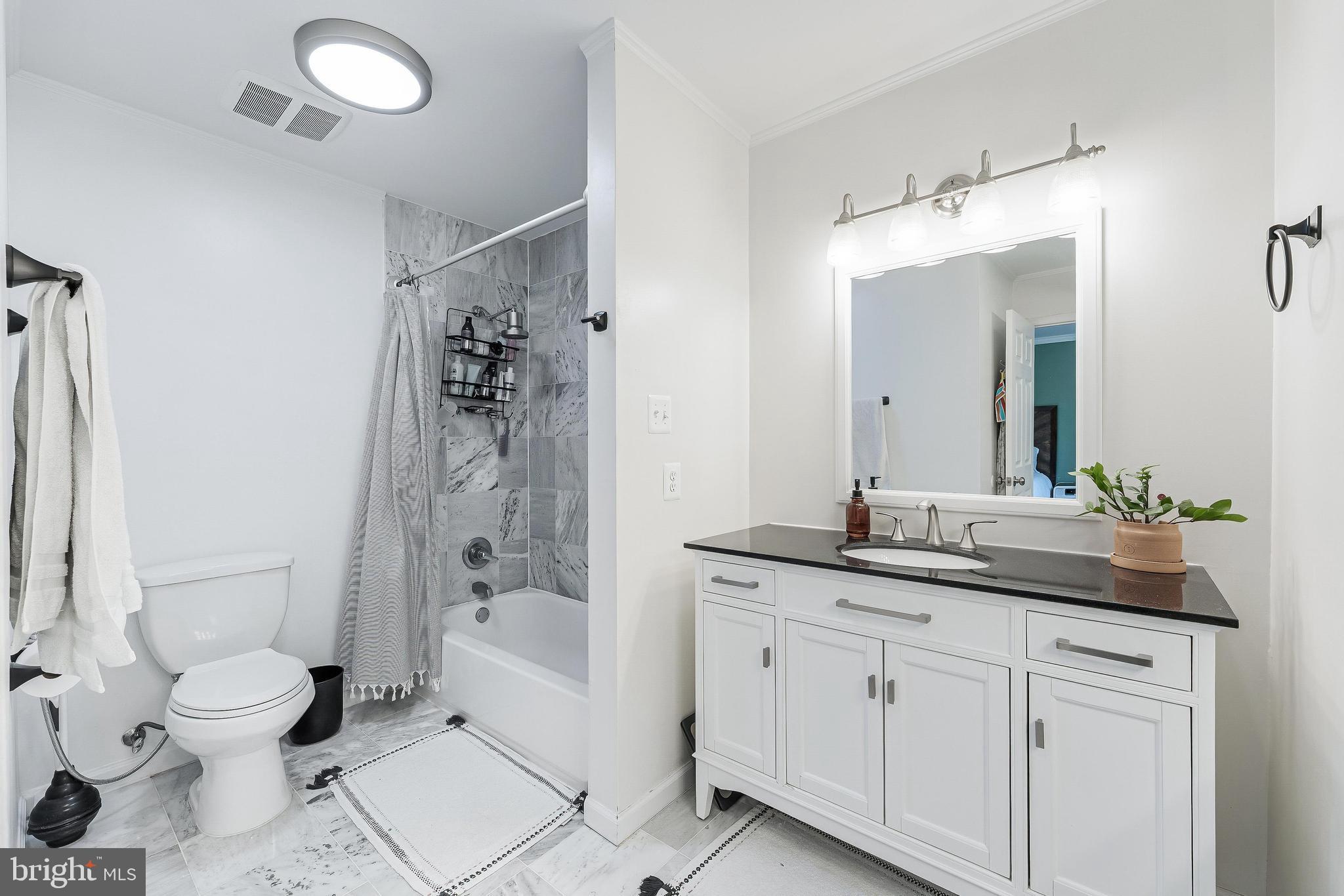 2002 GOLF COURSE DRIVE