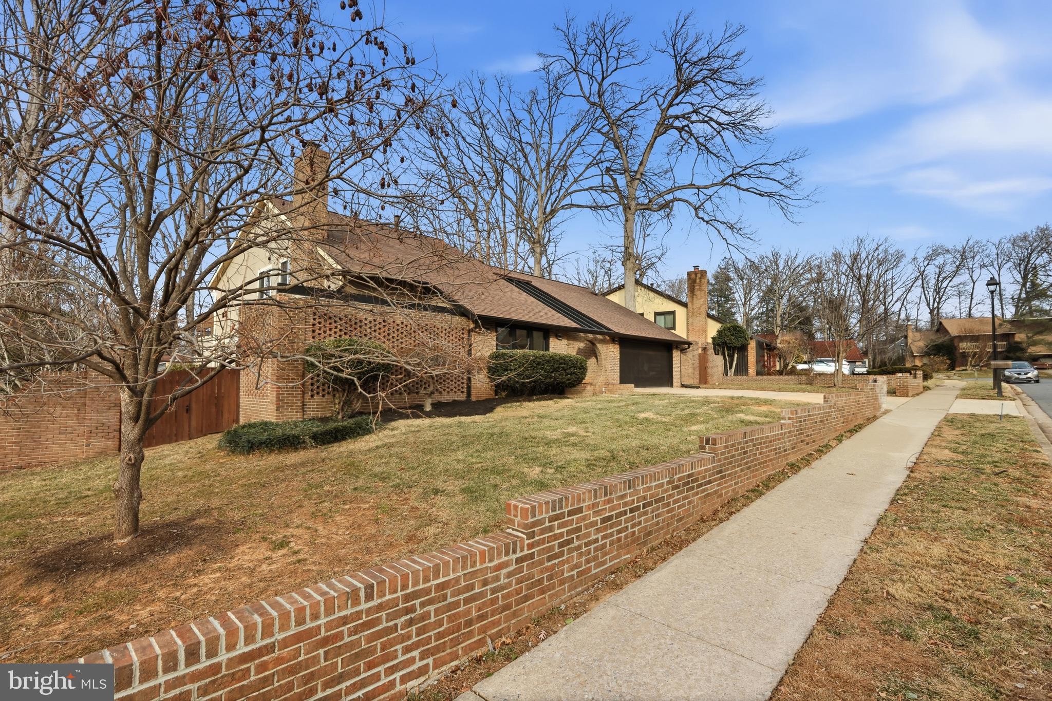 10512 ARROWOOD STREET