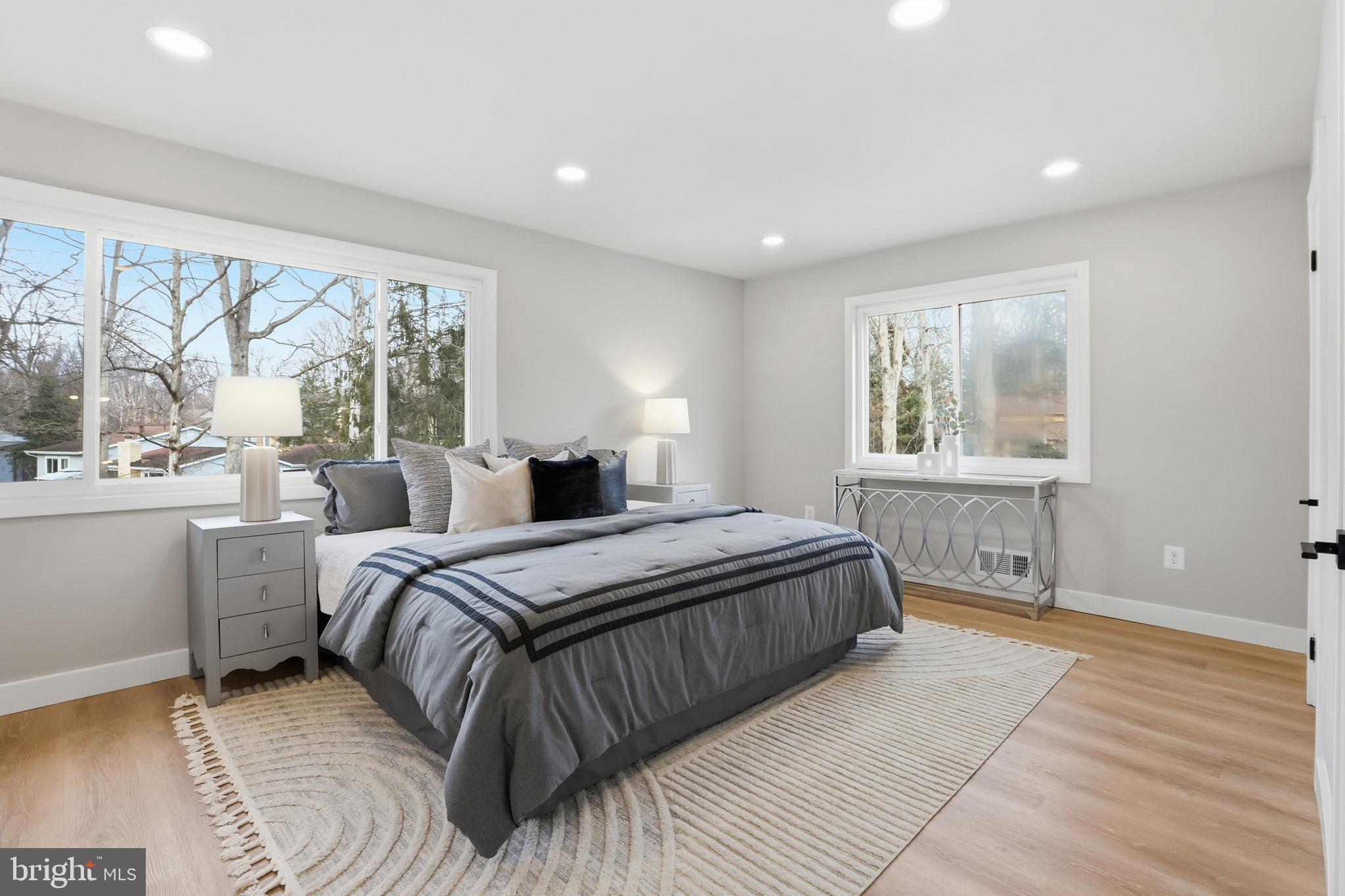 10512 ARROWOOD STREET