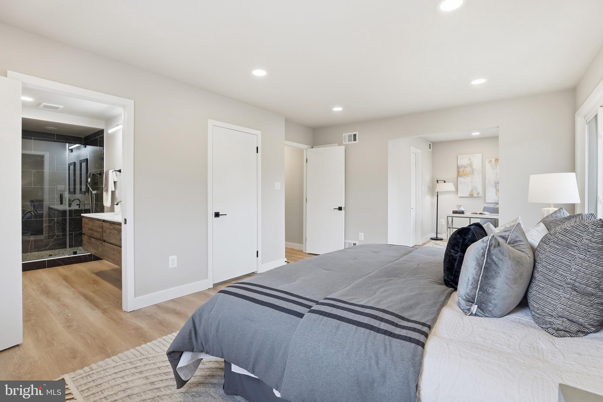 10512 ARROWOOD STREET