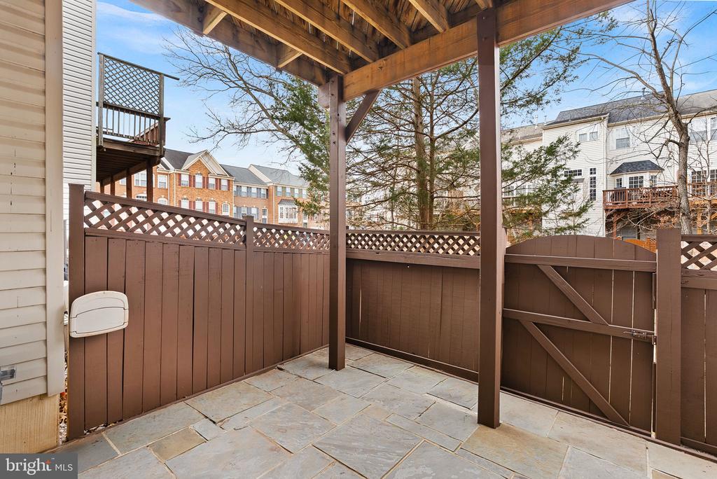 13584 CEDAR RUN LANE