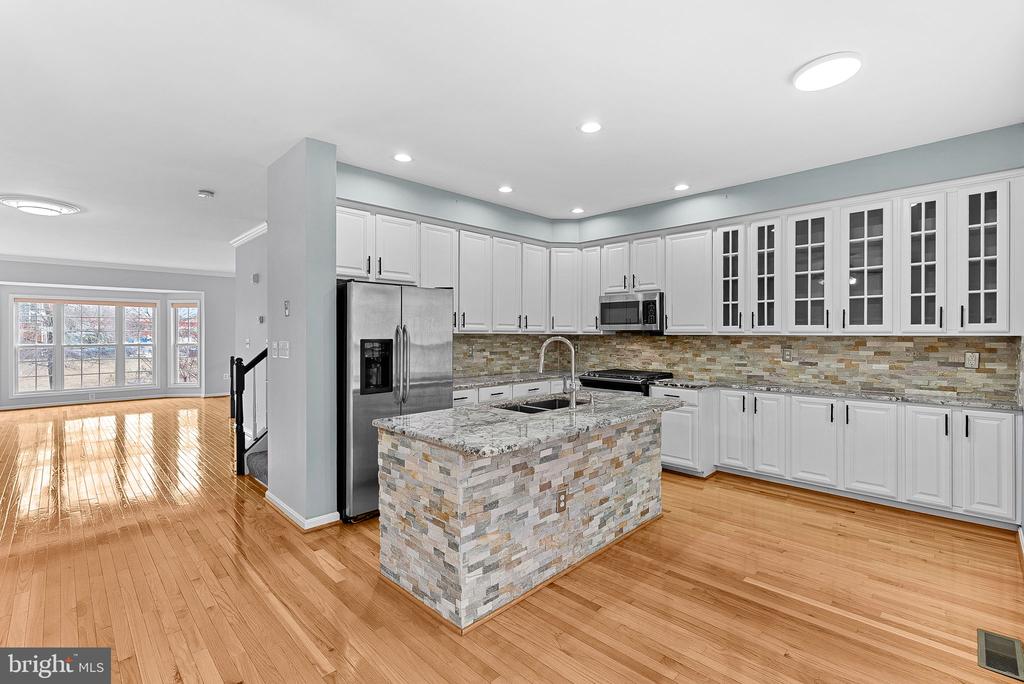 13584 CEDAR RUN LANE