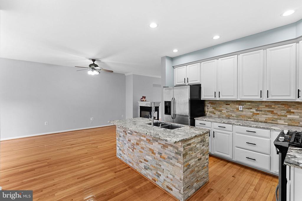 13584 CEDAR RUN LANE