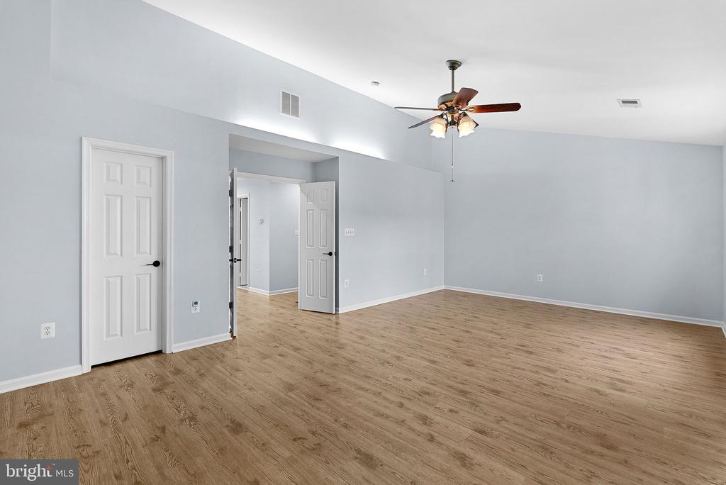 13584 CEDAR RUN LANE