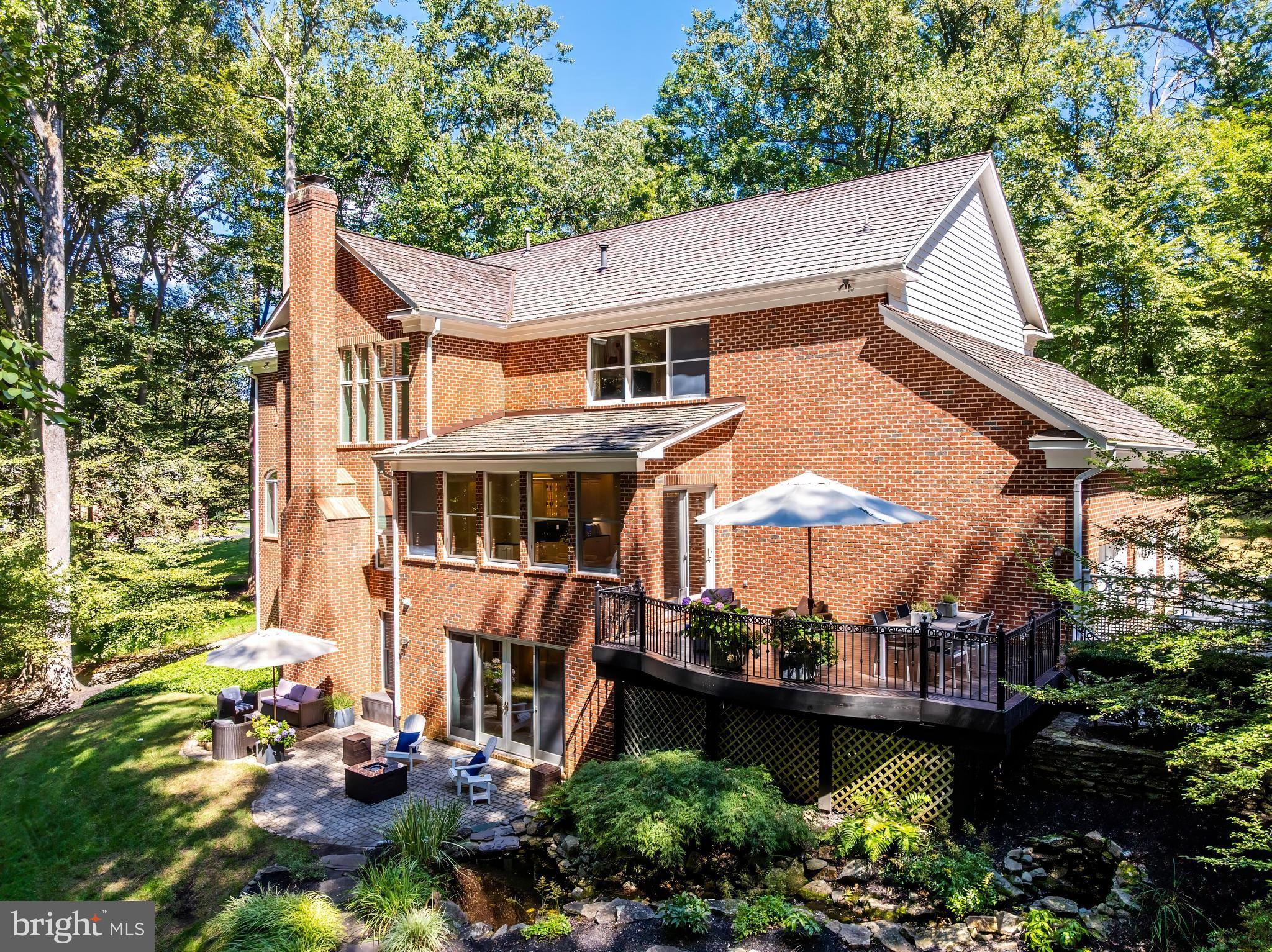 10109 HIGH HILL COURT