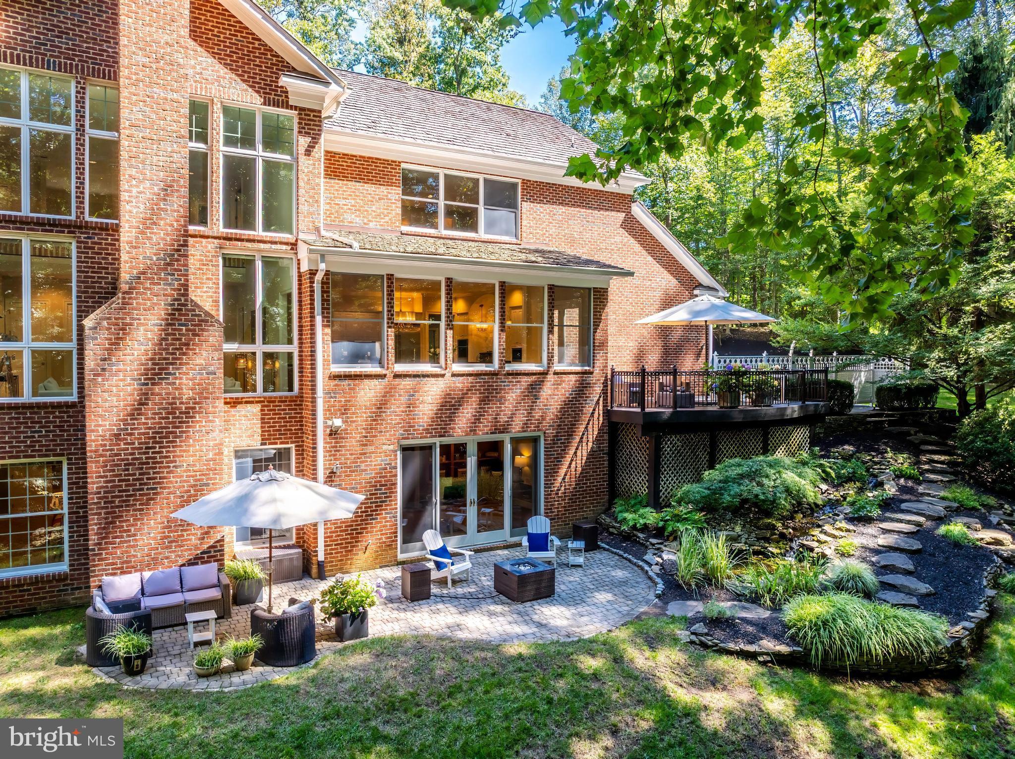 10109 HIGH HILL COURT