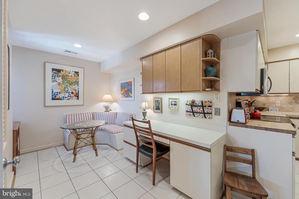 11500 FAIRWAY DRIVE 507