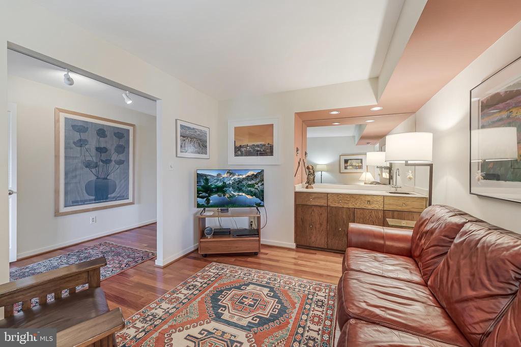 11500 FAIRWAY DRIVE 507