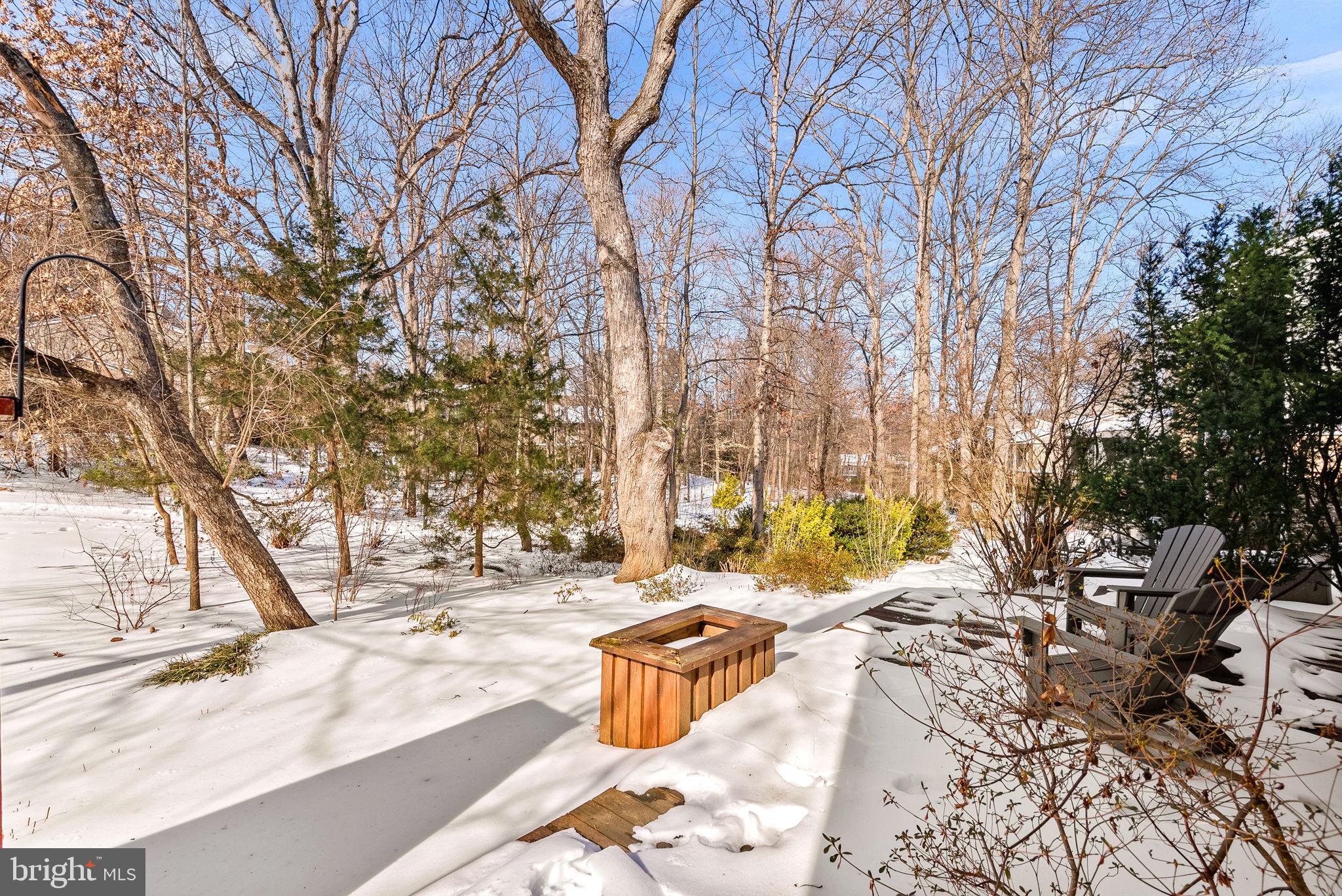 1628 GREENBRIAR COURT