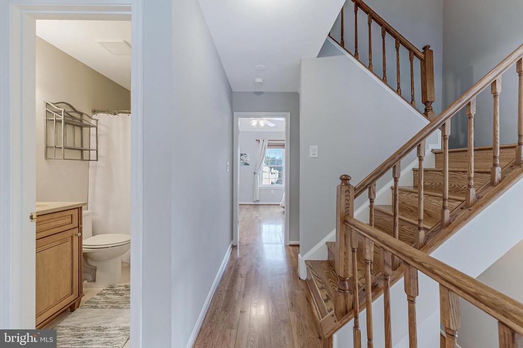 6050 HEATHERWOOD DRIVE