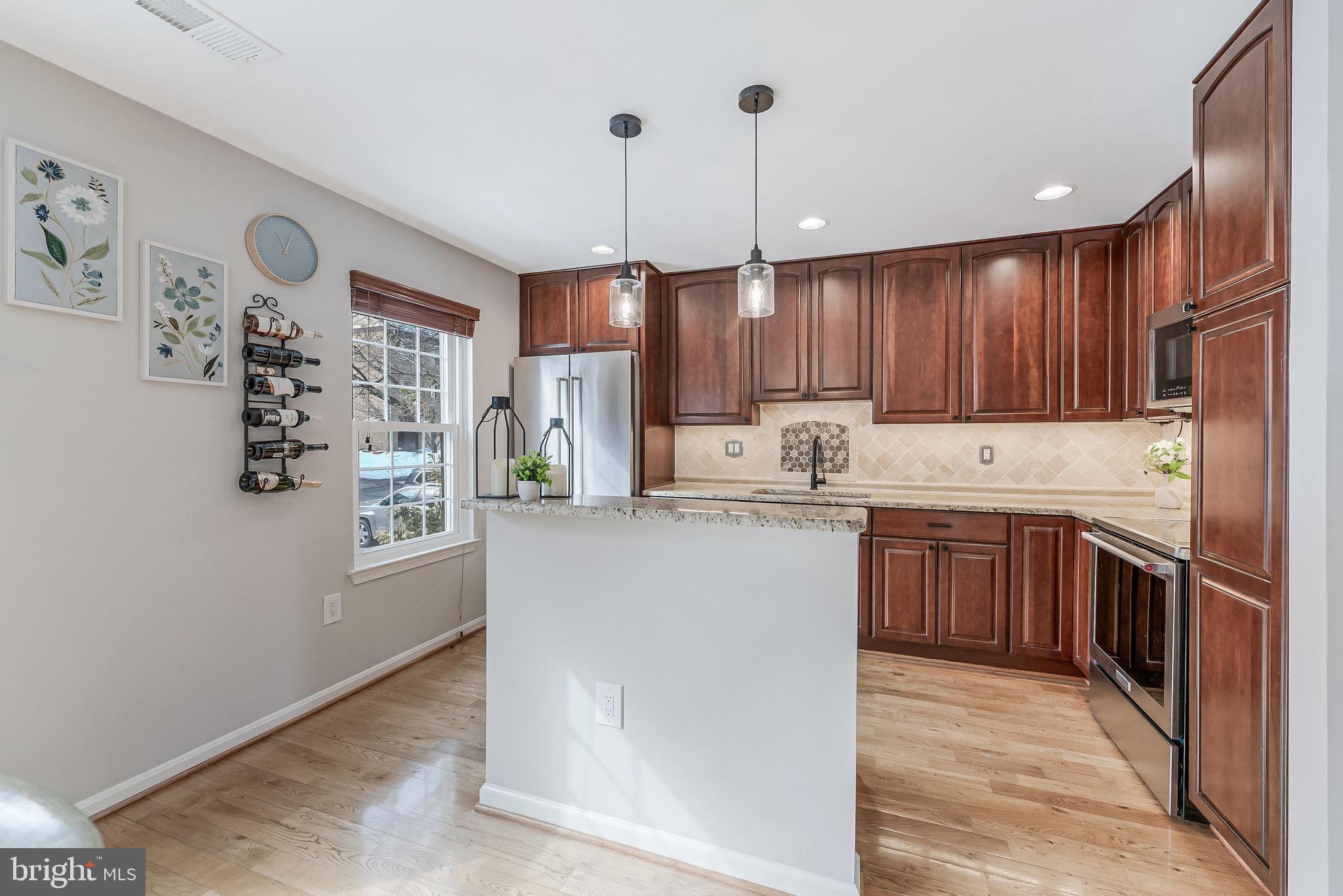 6050 HEATHERWOOD DRIVE