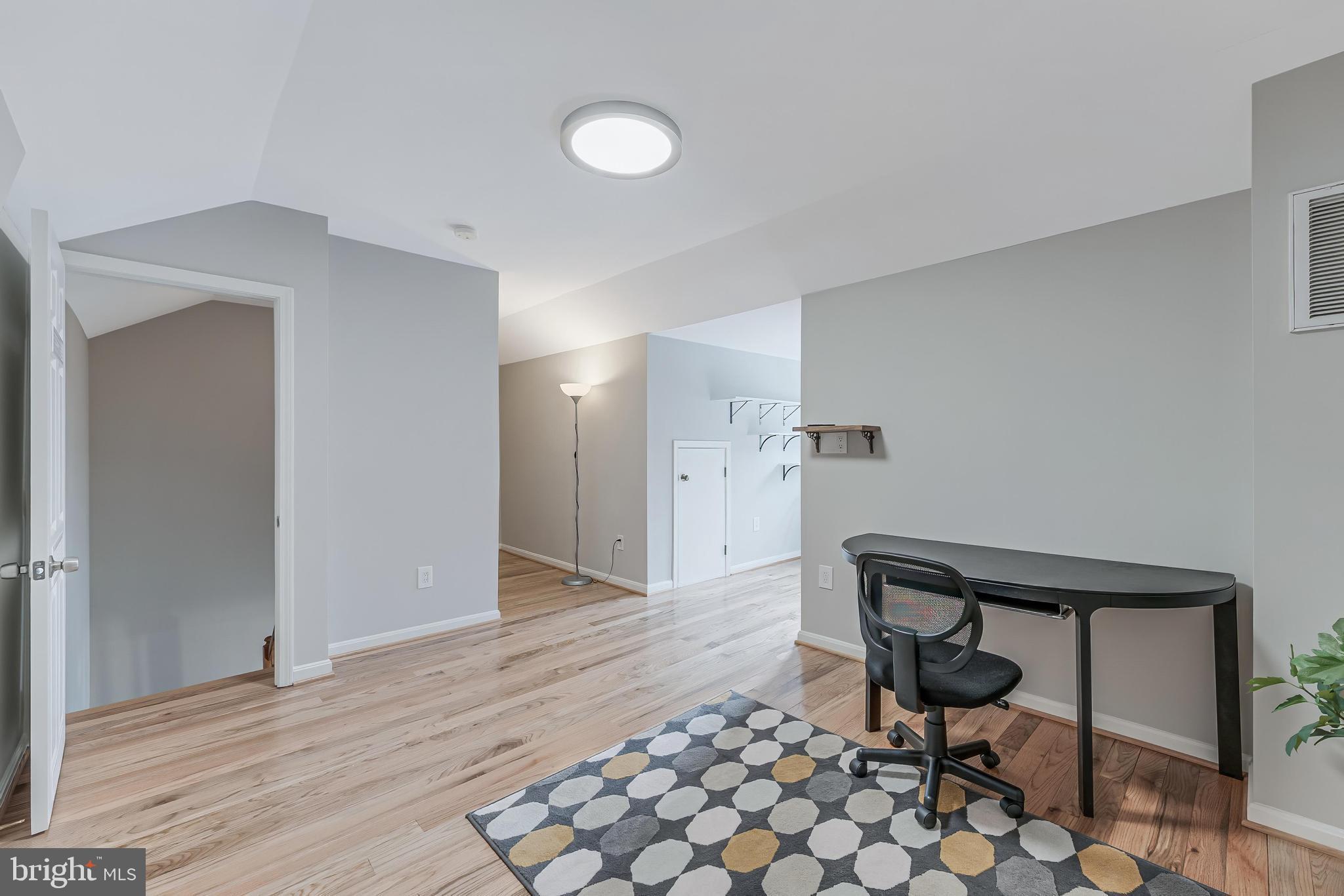 6050 HEATHERWOOD DRIVE