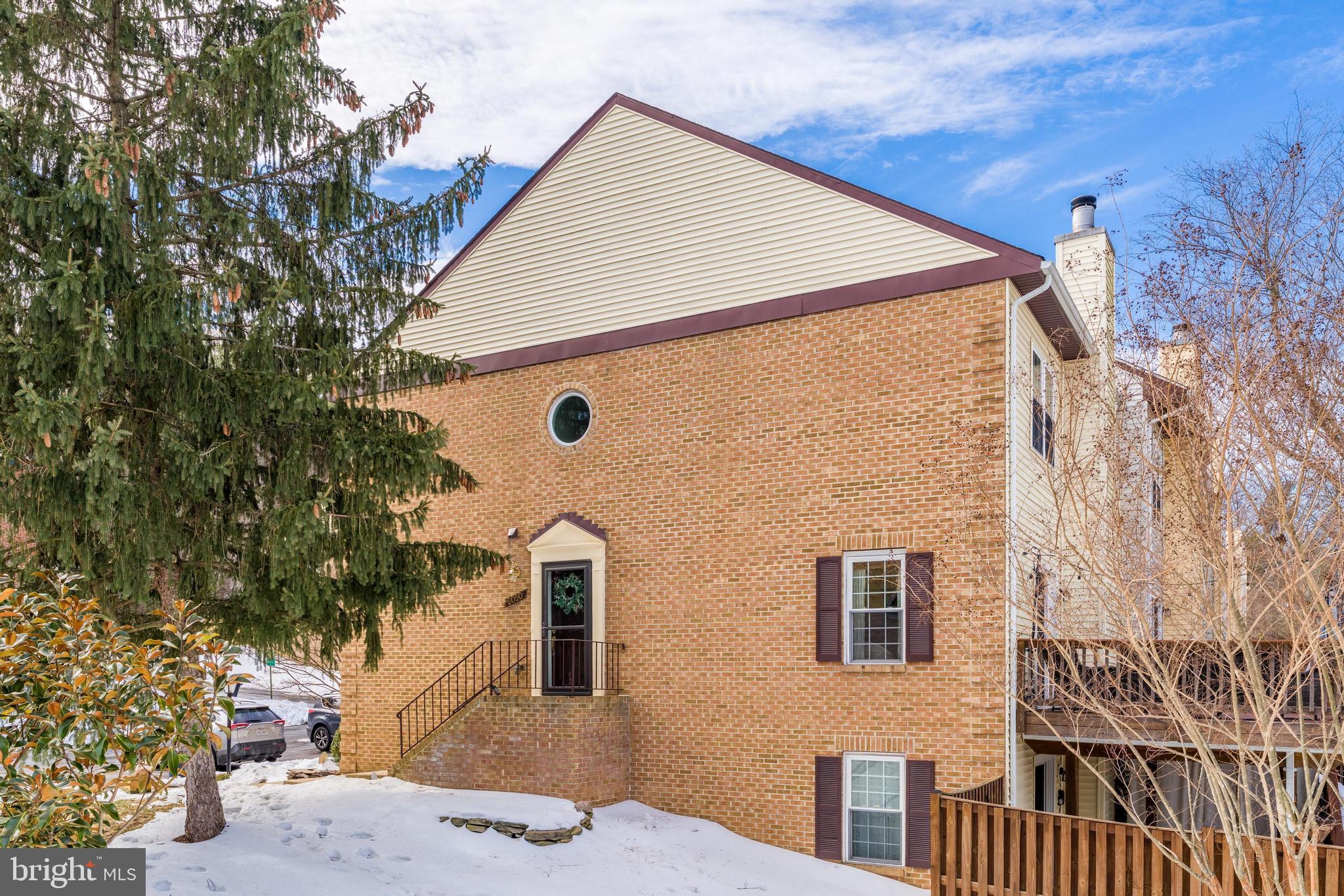 6050 HEATHERWOOD DRIVE