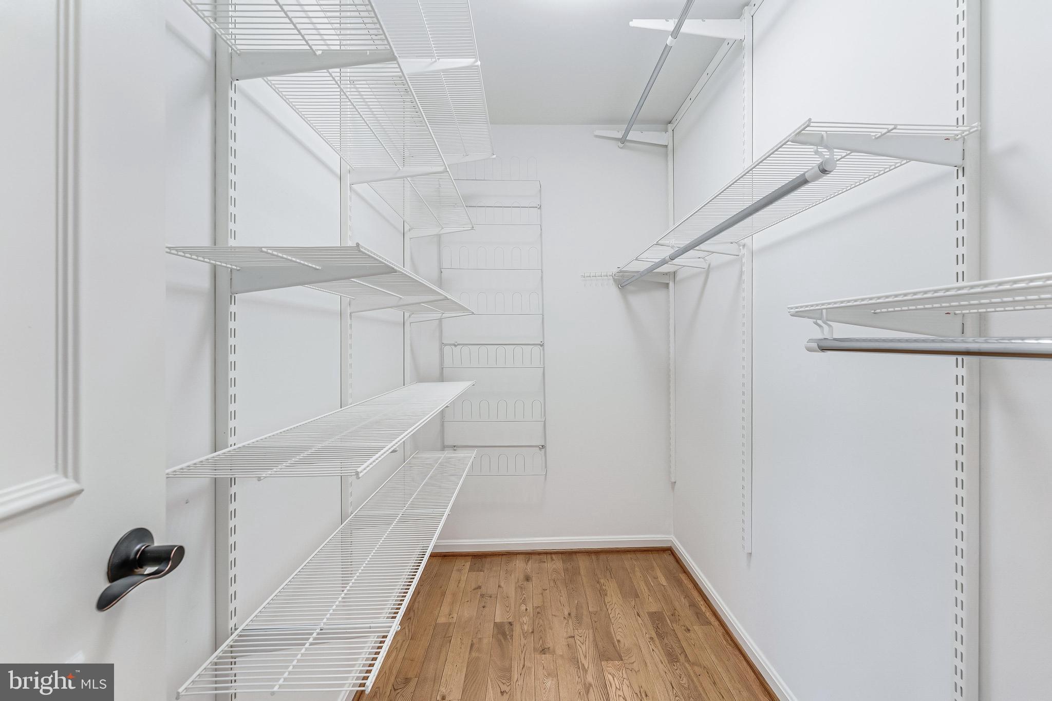 6050 HEATHERWOOD DRIVE