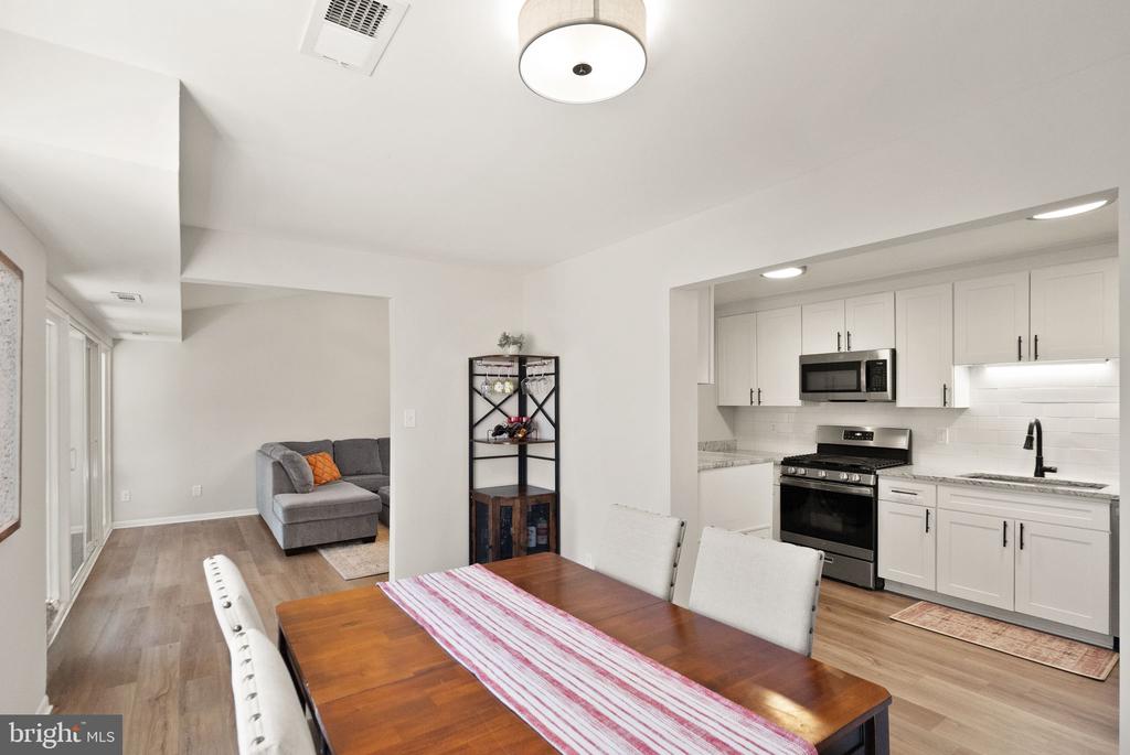 11812 BRETON COURT 21D