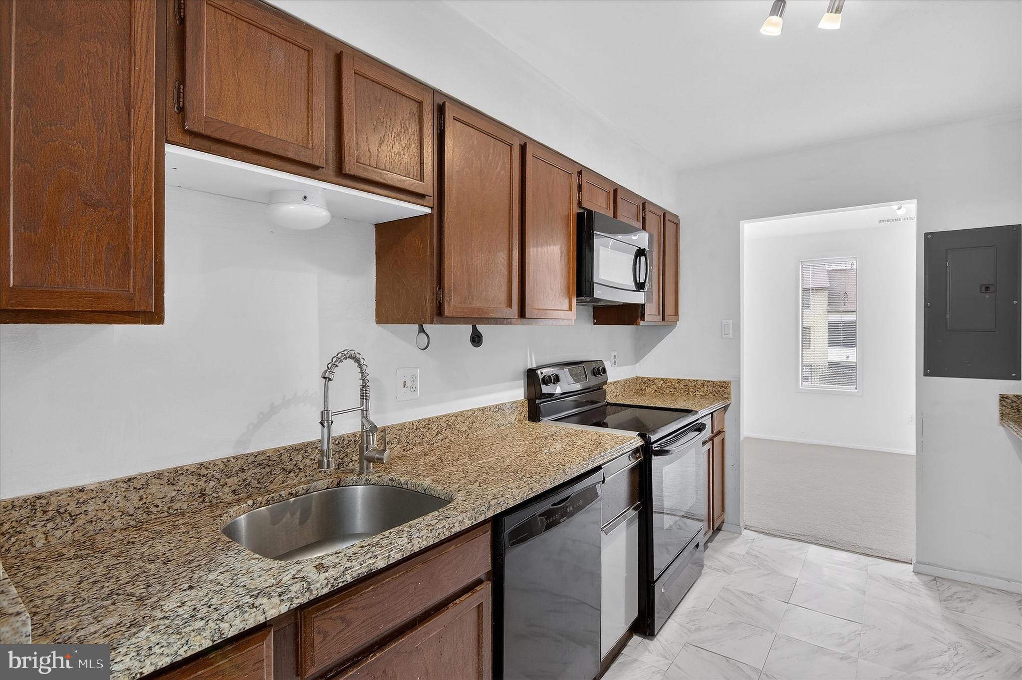 509 FLORIDA AVENUE 103