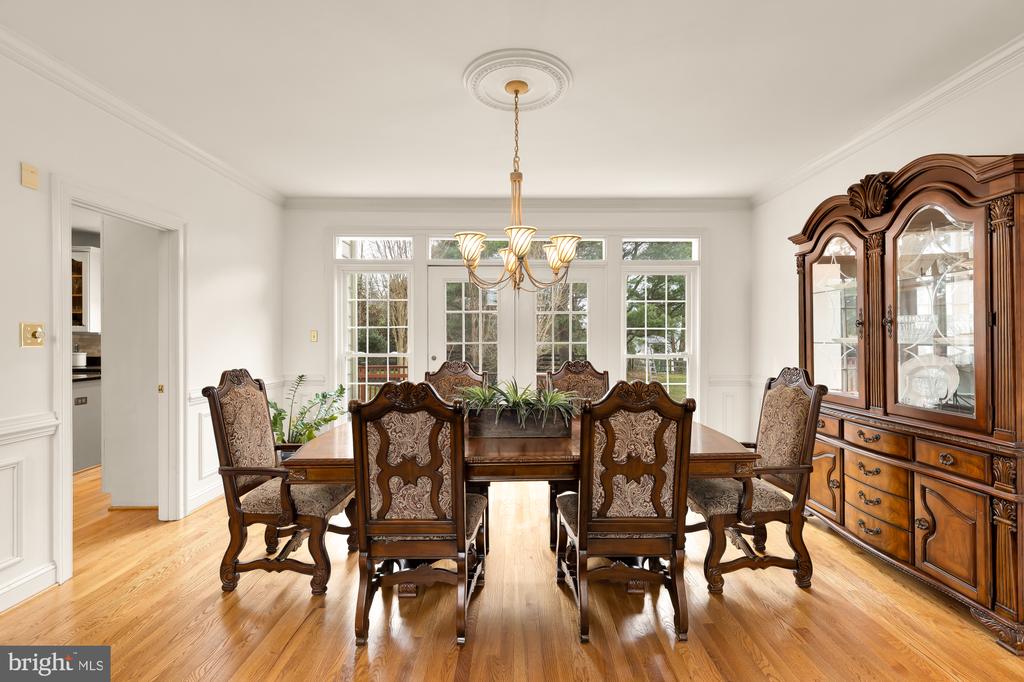 10009 THOMPSON RIDGE COURT