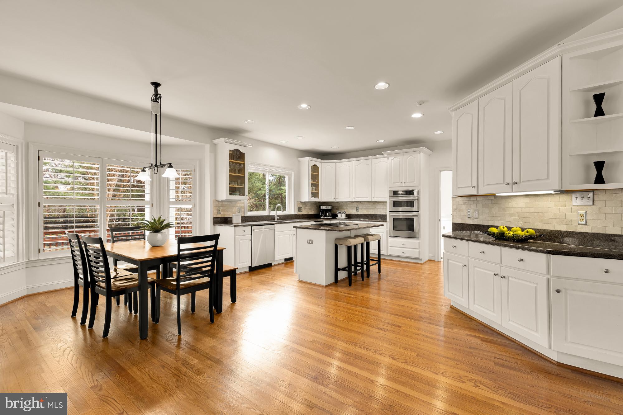 10009 THOMPSON RIDGE COURT