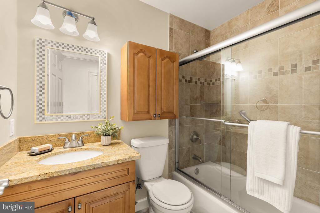 10009 THOMPSON RIDGE COURT