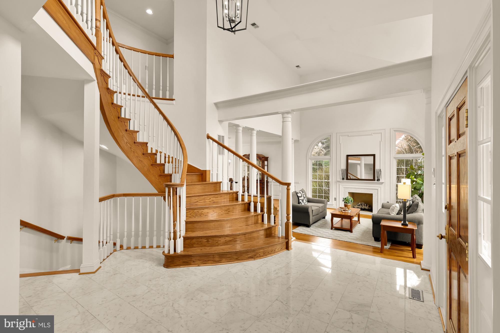 10009 THOMPSON RIDGE COURT
